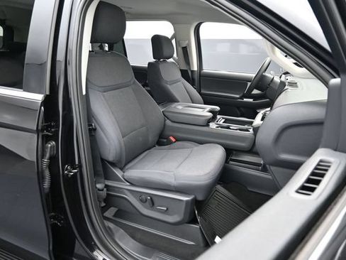 Certified 2025 Ford Expedition Active RWD image 27