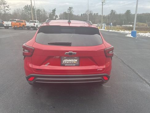 New 2026 Chevrolet Trax RS w/ Driver Confidence Package image 4