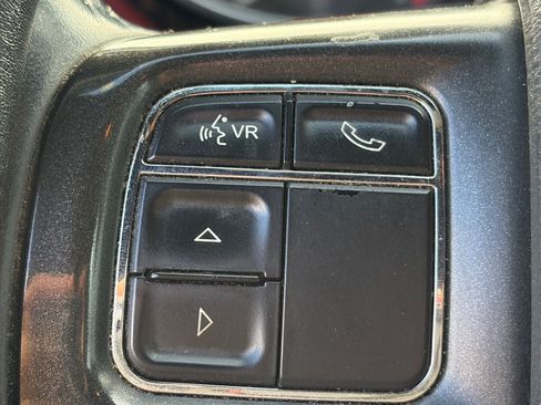 Used 2015 Dodge Dart SXT w/ Rallye Appearance Group FWD image 10