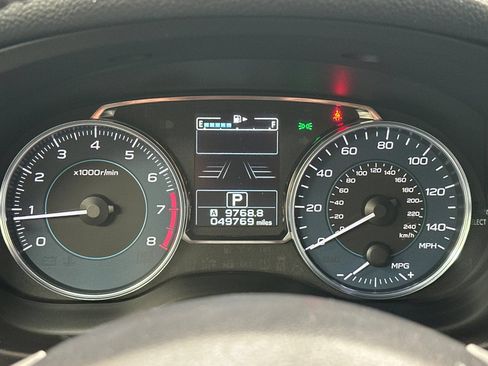 Used 2015 Subaru Crosstrek 2.0i Limited AWD/4WD image 32
