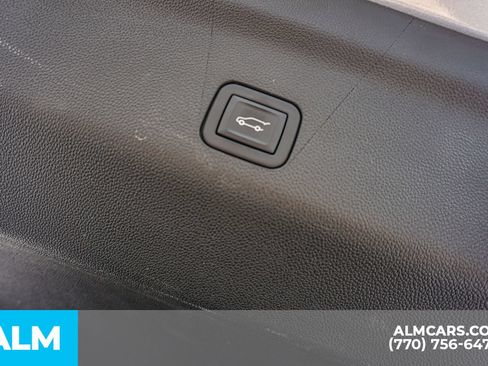 Used 2023 Cadillac Escalade ESV Sport RWD image 28
