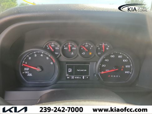 Used 2024 Chevrolet Silverado 1500 Custom Trail Boss AWD/4WD image 27