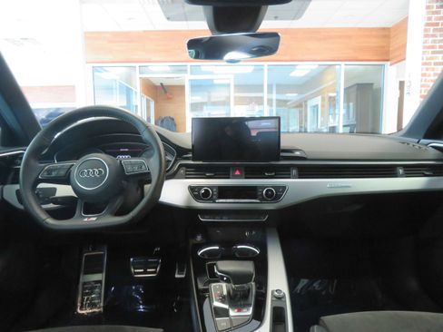 Used 2020 Audi S4 Premium w/ Convenience Package image 49