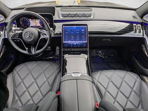 Certified 2025 Mercedes-Benz Maybach S 680 4MATIC image 19