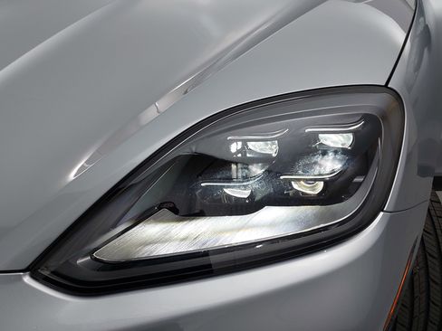 New 2026 Porsche Cayenne image 34