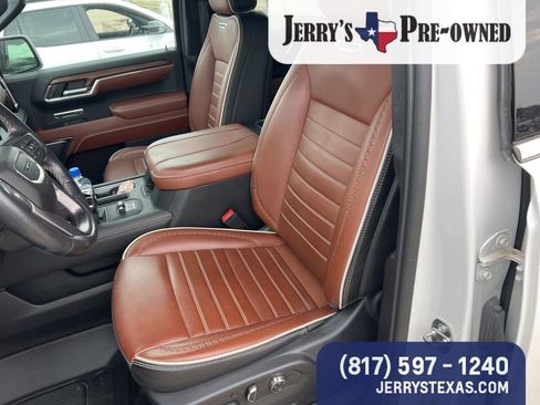Used 2023 GMC Sierra 1500 Denali Ultimate AWD/4WD image 11