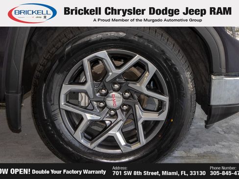 Used 2022 GMC Sierra 1500 SLT w/ SLT Premium Package RWD image 36