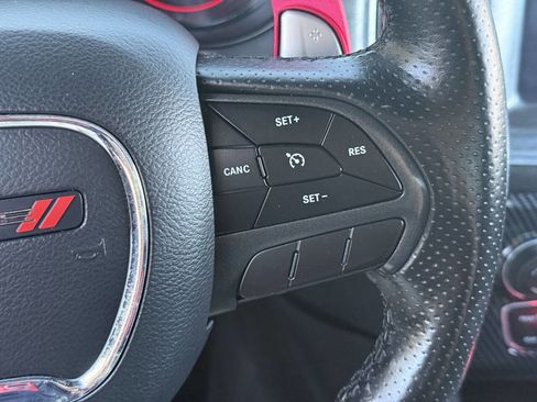 Used 2017 Dodge Charger R/T RWD image 29