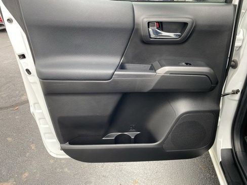 Used 2023 Toyota Tacoma TRD Sport image 48