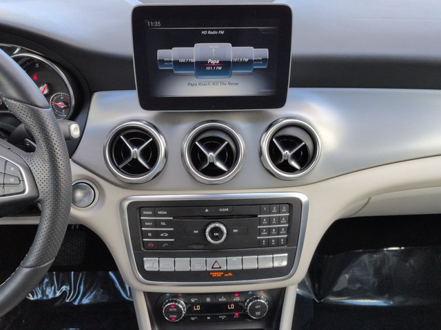 Used 2019 Mercedes-Benz GLA 250 4MATIC image 18