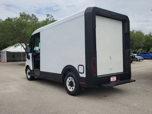 Used 2024 Chevrolet Brightdrop 400 w/ Commercial Equipment Package AWD/4WD image 7