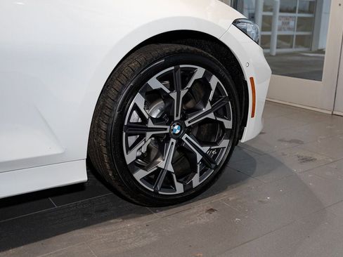 Used 2026 BMW 330i xDrive Sedan w/ Convenience Package AWD/4WD image 6