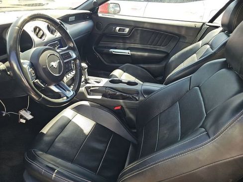 Used 2023 Ford Mustang Premium image 5