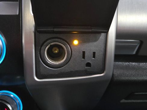 Used 2021 Ford F250 Platinum w/ FX4 Off-Road Package image 53