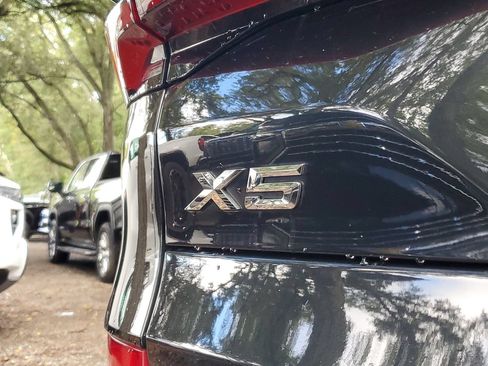Used 2024 BMW X5 sDrive40i w/ M Sport Package RWD image 4