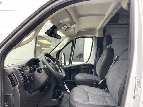 Used 2023 RAM ProMaster 2500 FWD image 10