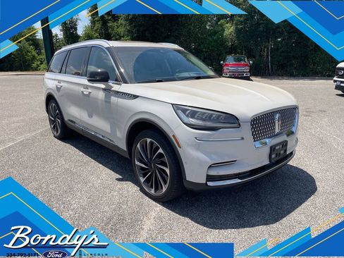 Used 2023 Lincoln Aviator Reserve w/ Equipment Group 201A AWD/4WD image 1