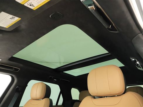 Used 2024 Land Rover Range Rover Sport Autobiography image 24