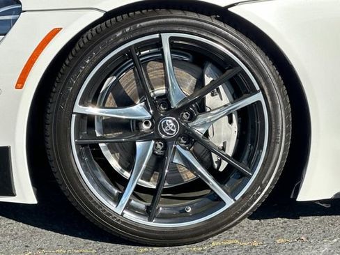 Used 2020 Toyota Supra w/ Driver Assist Package RWD image 30
