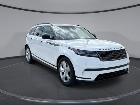 Used 2025 Land Rover Range Rover Velar S AWD/4WD image 12