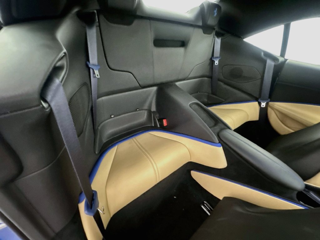 Used 2026 Ferrari Roma Spider RWD image 28