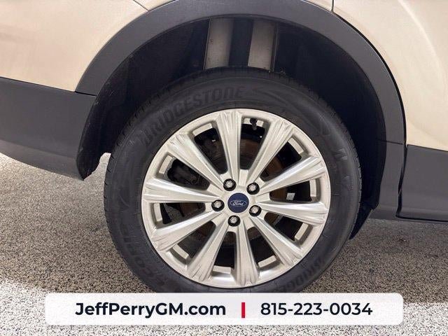 Used 2017 Ford Escape Titanium FWD image 32
