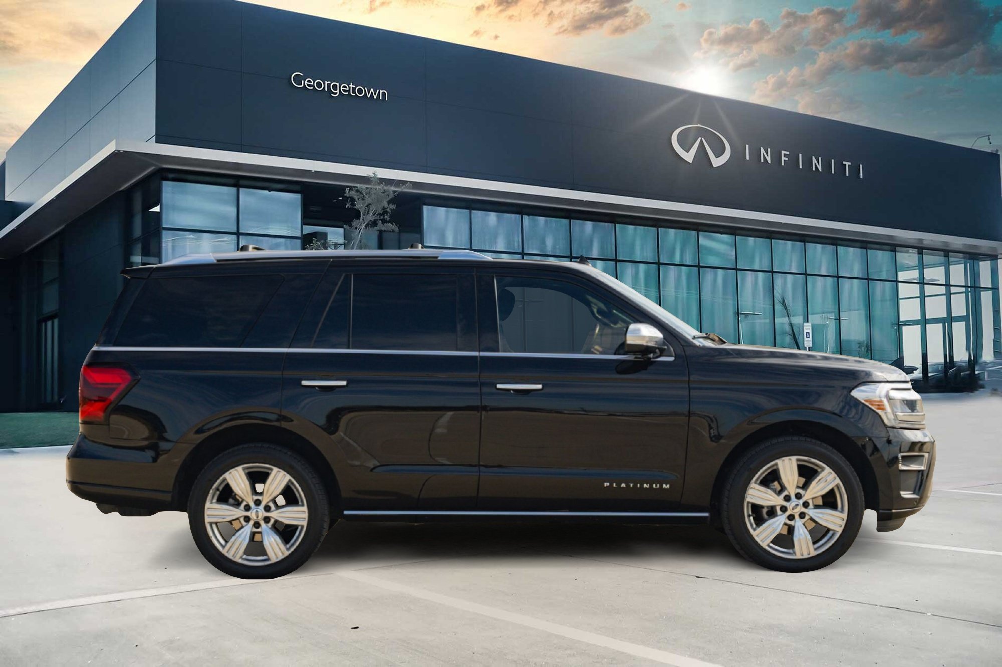 Used 2023 Ford Expedition Platinum AWD/4WD image 4