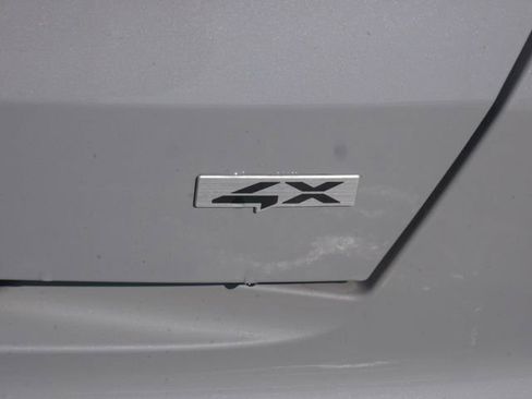 Used 2023 Kia Sorento SX image 14