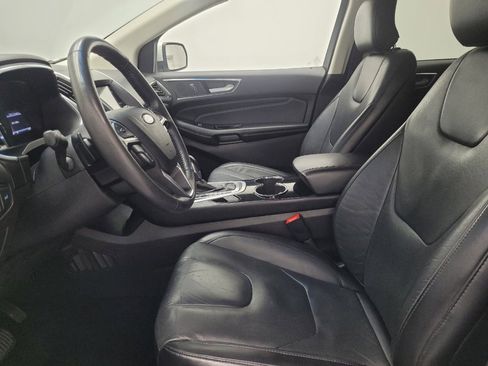 Used 2017 Ford Edge Titanium w/ Equipment Group 301A FWD image 17