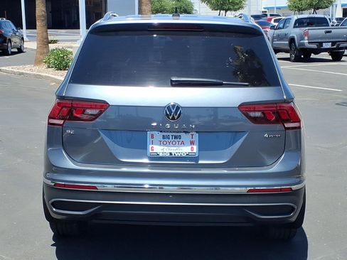 Used 2022 Volkswagen Tiguan SE w/ Panoramic Sunroof Package AWD/4WD image 5