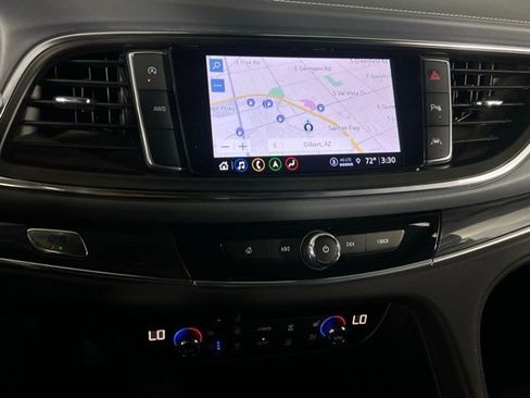 Used 2022 Buick Enclave Premium image 21