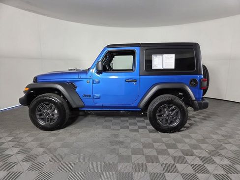 Certified 2025 Jeep Wrangler Sport S image 9
