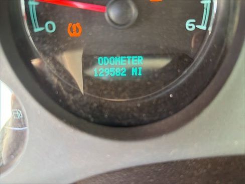 Used 2008 Chevrolet Avalanche LS image 18