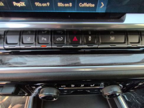 Used 2024 Chevrolet Silverado 3500 LTZ w/ LTZ Premium Package image 35