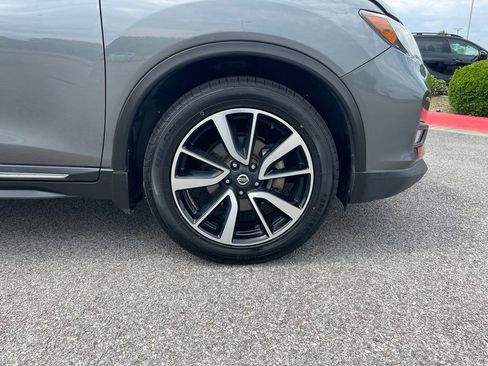 Used 2019 Nissan Rogue SL FWD image 32