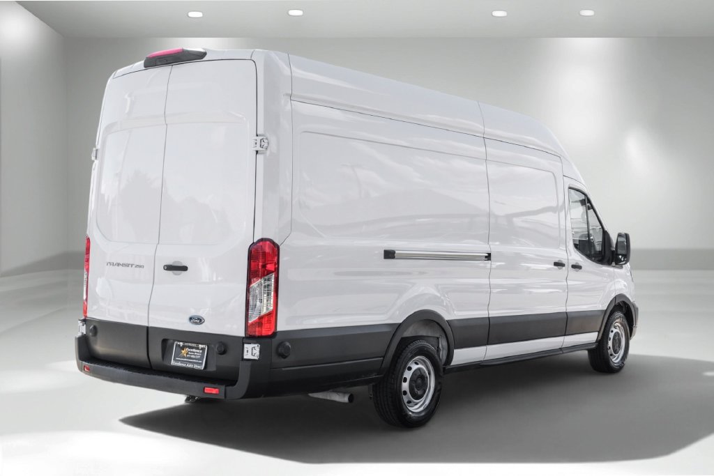 Used 2025 Ford Transit 250 148 High Roof Extended RWD image 6