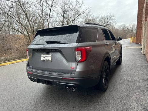 Used 2023 Ford Explorer ST w/ Equipment Group 401A image 8