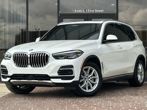 Used 2022 BMW X5 xDrive40i image 1