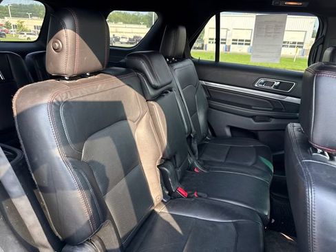 Used 2016 Ford Explorer Sport w/ Equipment Group 401A AWD/4WD image 14