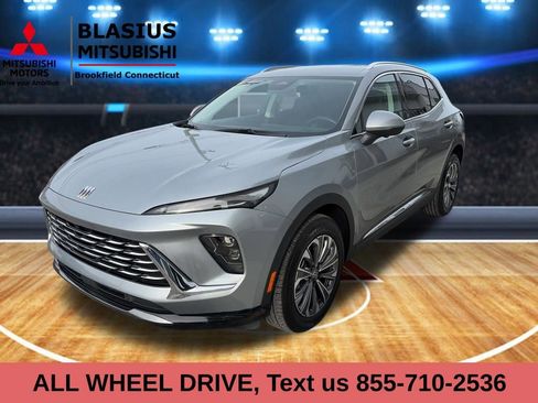 Used 2024 Buick Envision Preferred image 4