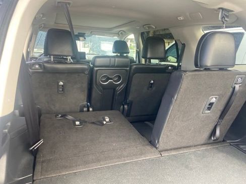 Used 2023 Honda Pilot Touring image 13