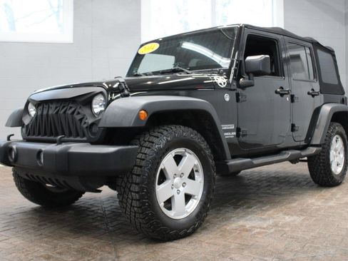 Used 2014 Jeep Wrangler Unlimited Sport w/ Quick Order Package 23S AWD/4WD image 8