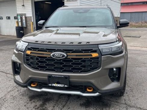 Used 2026 Ford Explorer Tremor AWD/4WD image 2