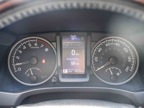 Used 2020 Toyota Tacoma TRD Sport w/ Technology Package RWD image 24
