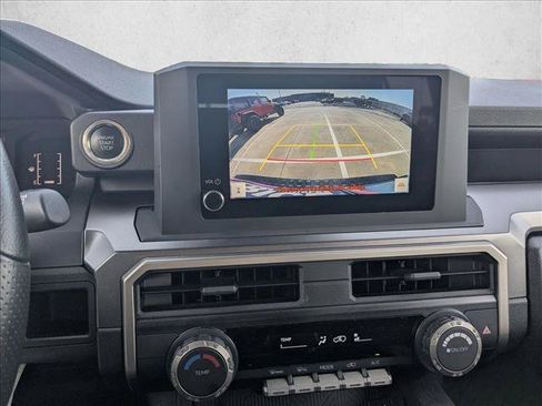 Used 2025 Toyota 4Runner SR5 AWD/4WD image 13