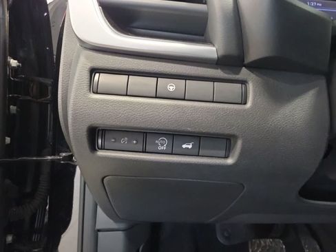 Used 2024 Nissan Rogue SV AWD/4WD image 22