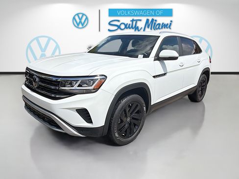 Used 2023 Volkswagen Atlas Cross Sport SE w/ Black Wheel Package image 3