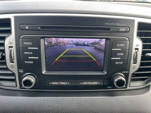 Used 2018 Kia Sportage LX image 21