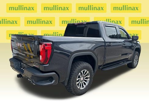Used 2023 GMC Sierra 1500 AT4 w/ AT4 Premium Package AWD/4WD image 2