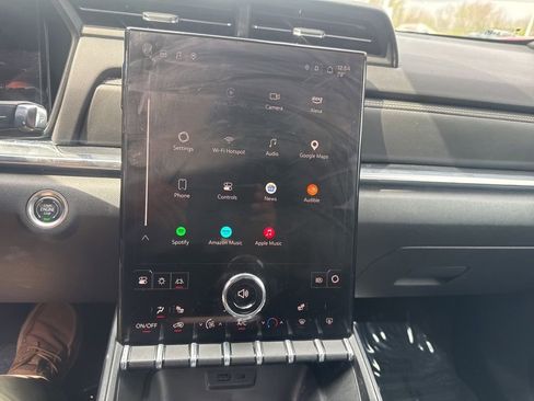 Used 2025 GMC Terrain Elevation image 44